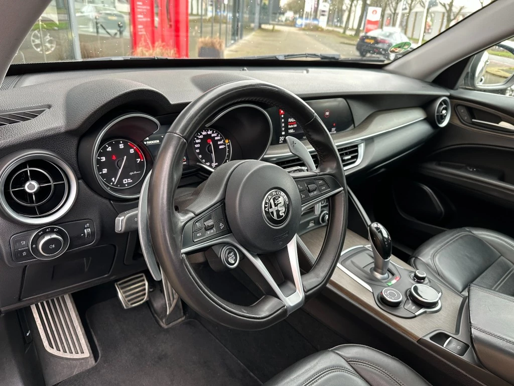 Alfa Romeo Stelvio – foto 9