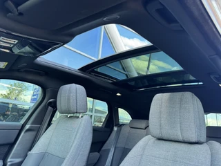 Land Rover Range Rover Velar – thumbnail 17
