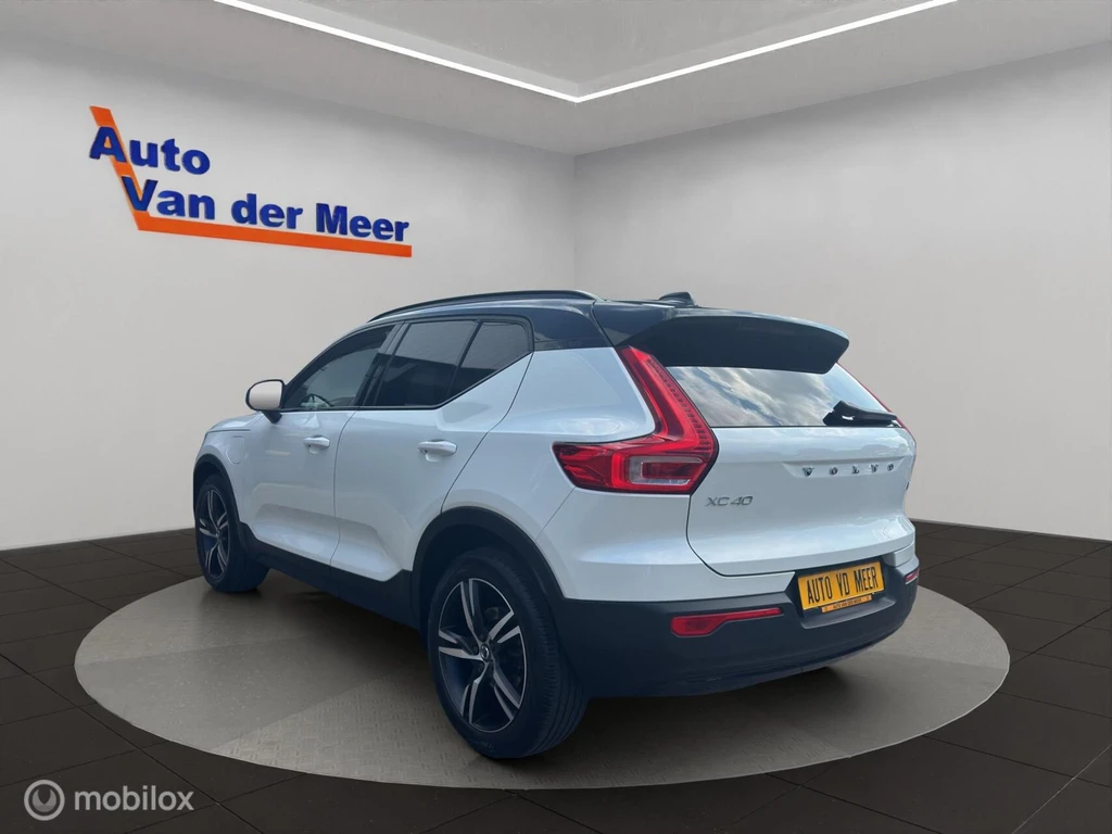 Volvo XC40 – foto 3