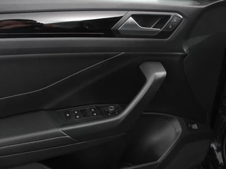 Volkswagen T-Roc – thumbnail 18