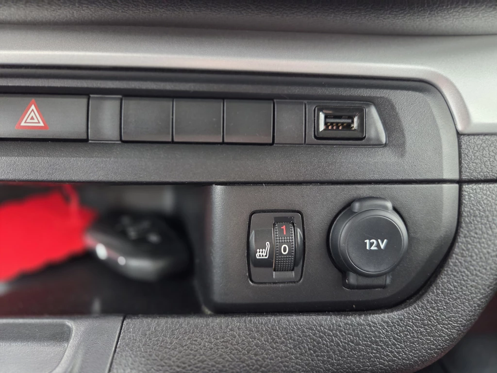 Peugeot e-Expert – foto 26