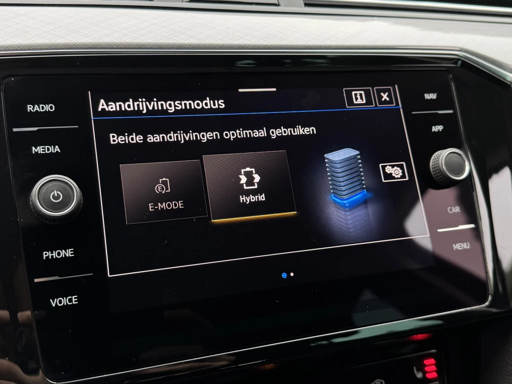 Volkswagen Passat – foto 33