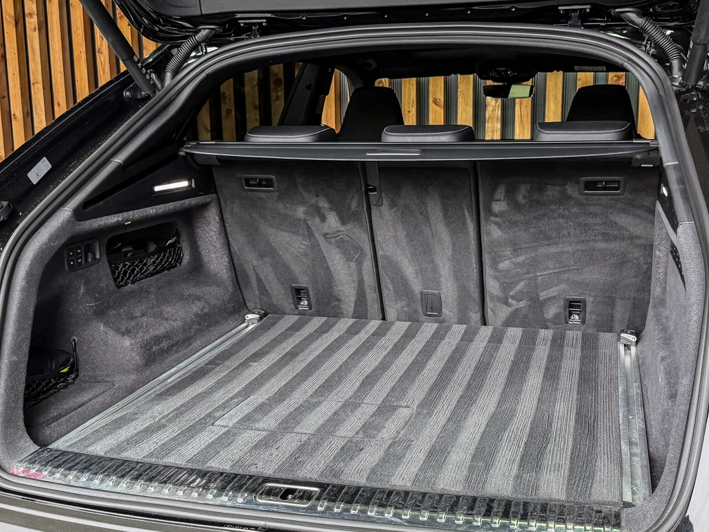 Audi Q8 – foto 48