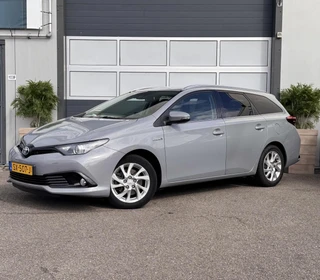 Toyota Auris – thumbnail 2