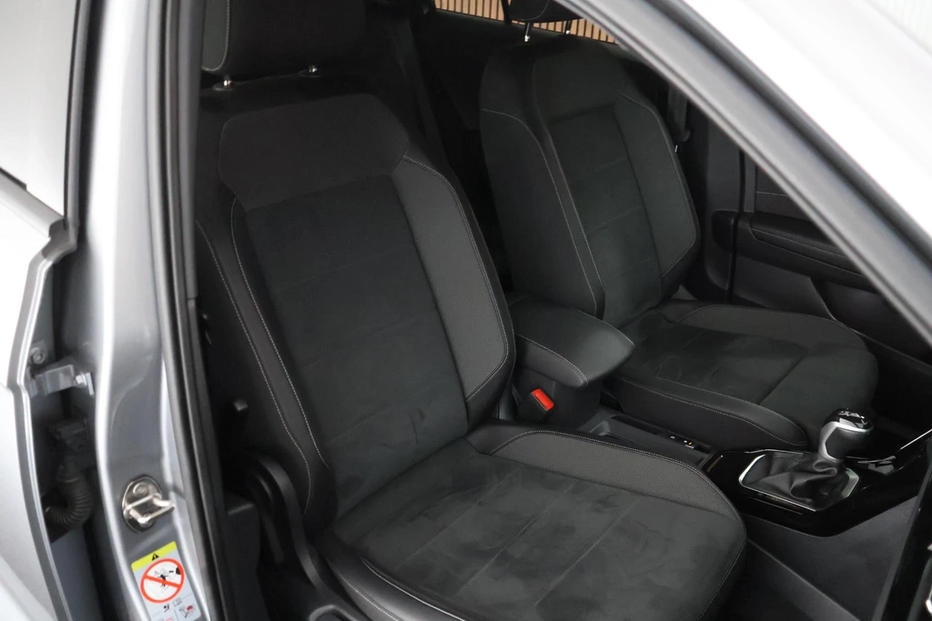 Volkswagen T-Roc – foto 7