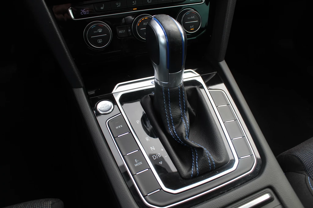 Volkswagen Passat – foto 25