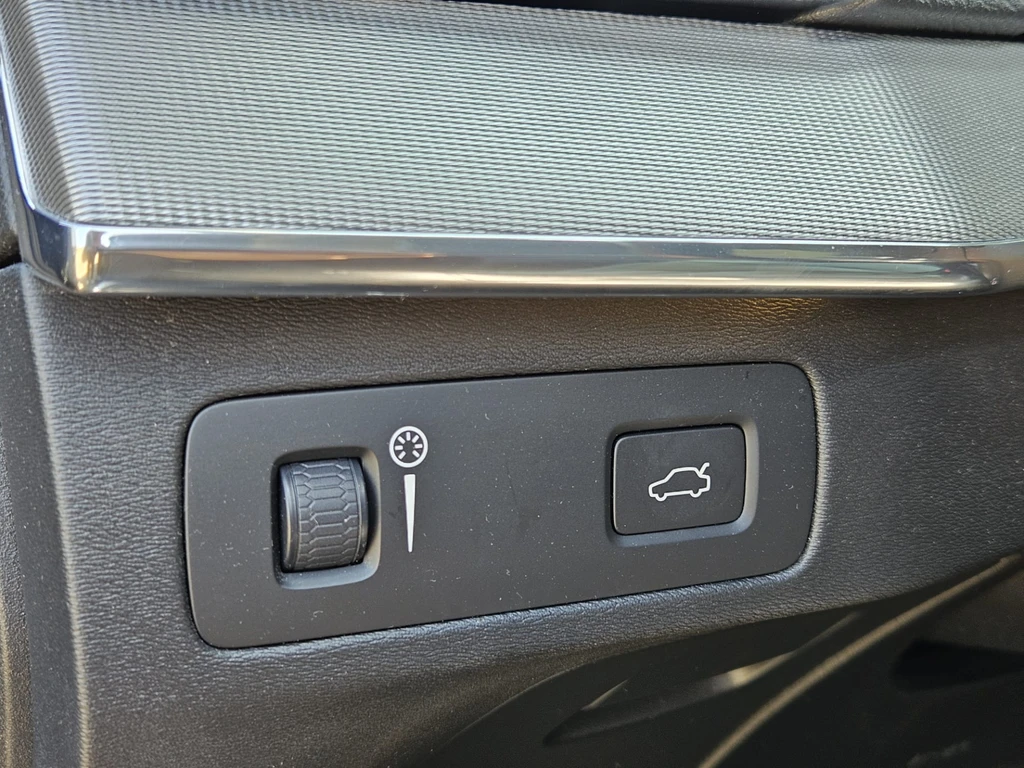 Volvo XC90 – foto 14
