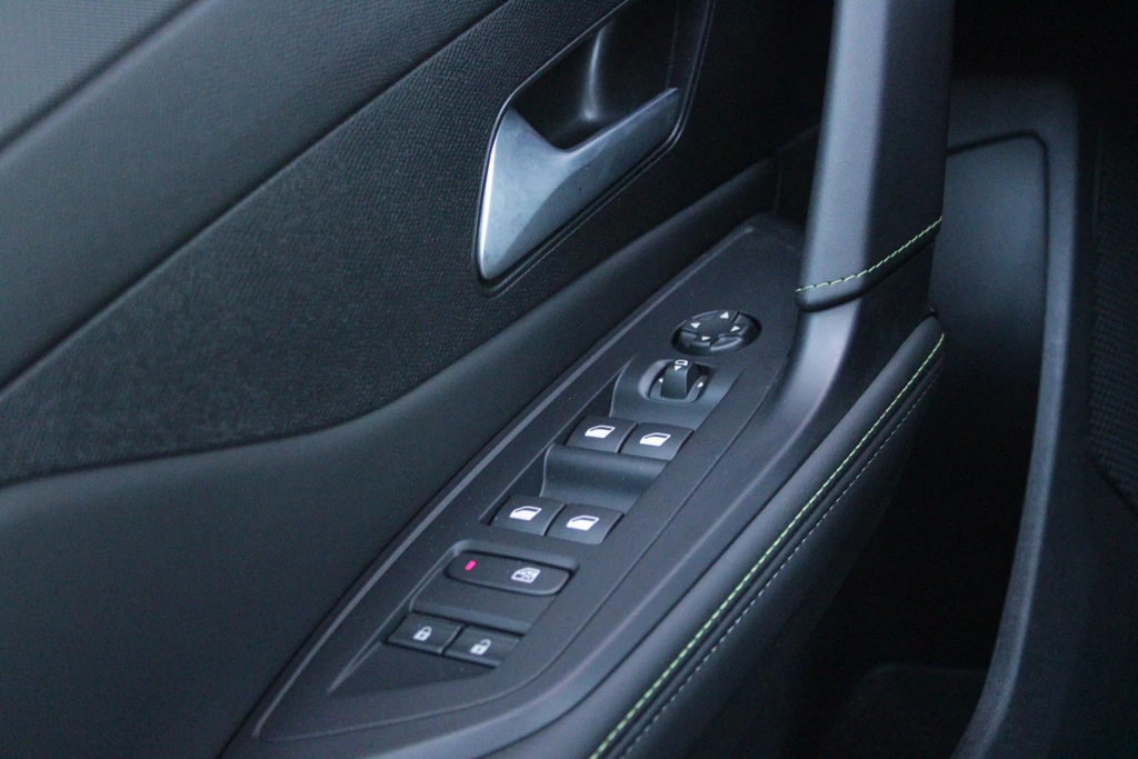 Peugeot 408 – foto 19