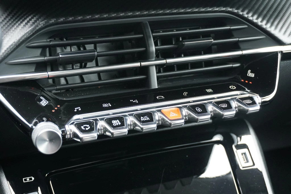 Peugeot 208 – foto 34