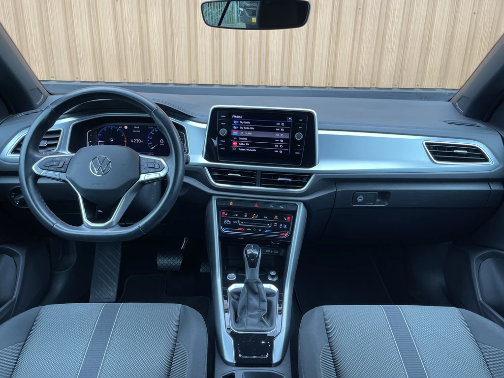 Volkswagen T-Roc – foto 11