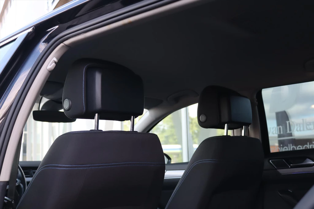 Volkswagen Passat – foto 18