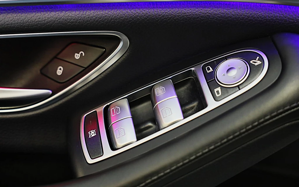 Mercedes-Benz S-Klasse – foto 32