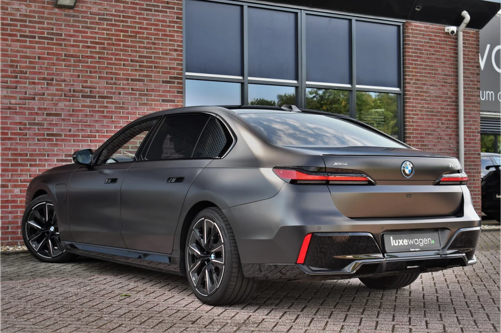 BMW 7 Serie – foto 8