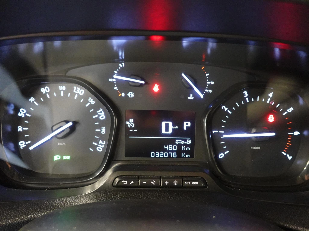 Opel Vivaro – foto 26