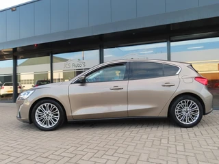 Ford Focus – thumbnail 2