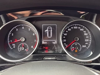 Volkswagen Touran – thumbnail 17