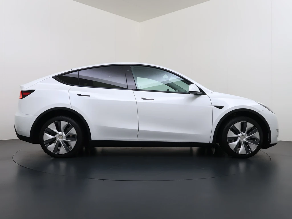 Tesla Model Y – foto 7