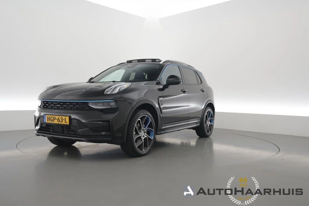 Lynk & Co 01 – foto 1