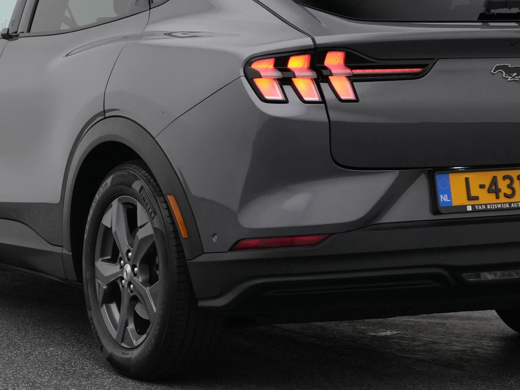 Ford Mustang Mach-E – foto 28