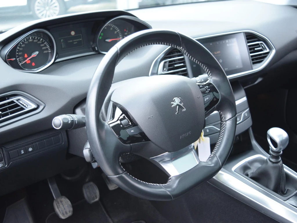 Peugeot 308 – foto 8