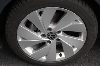Volkswagen Golf – thumbnail 25