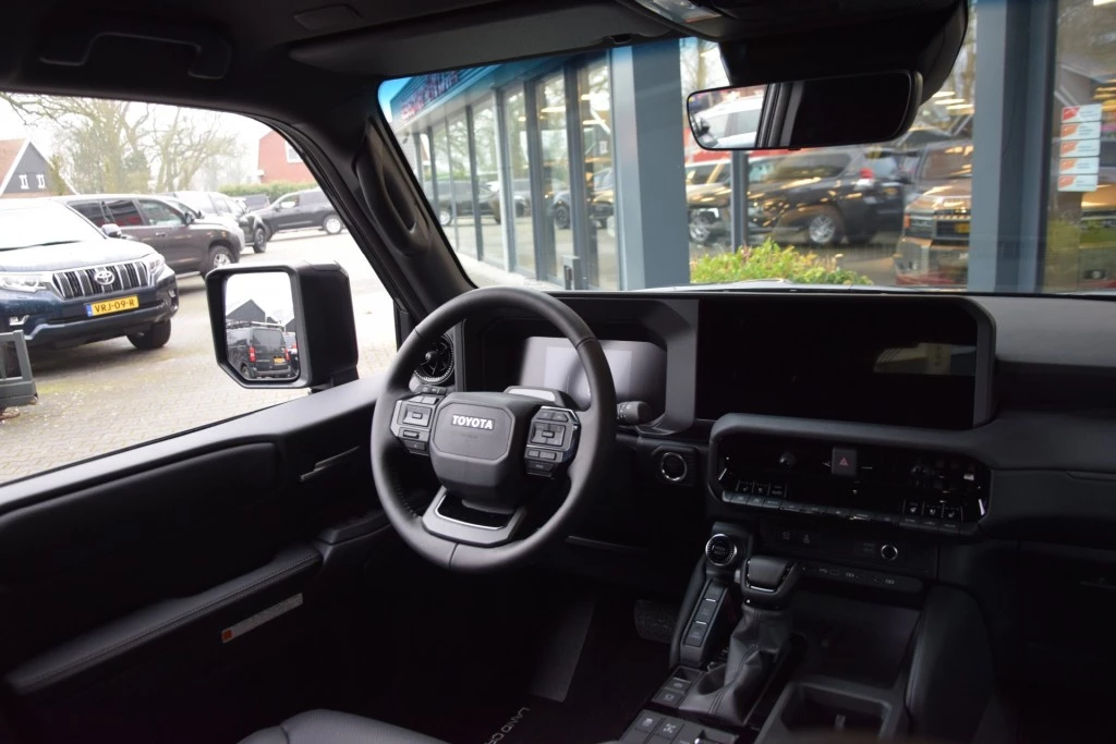 Toyota Land Cruiser – foto 13