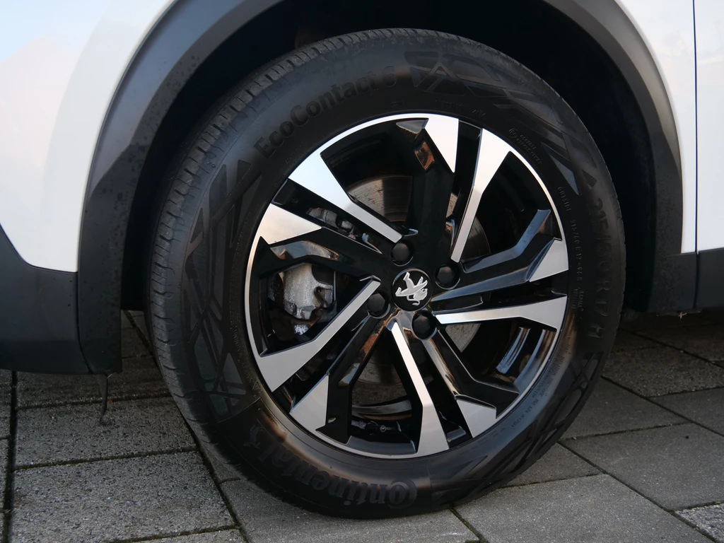 Peugeot e-2008 – foto 18