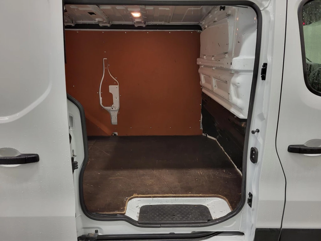 Opel Vivaro – foto 9