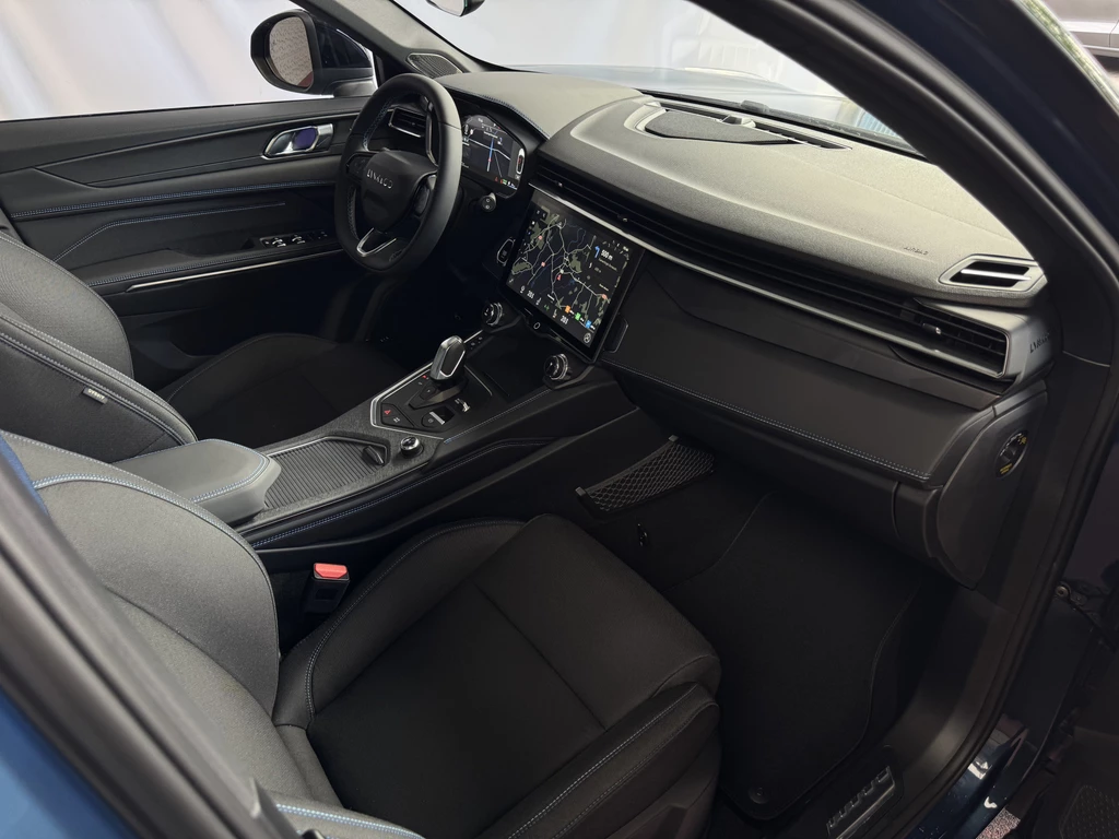 Lynk & Co 01 – foto 42