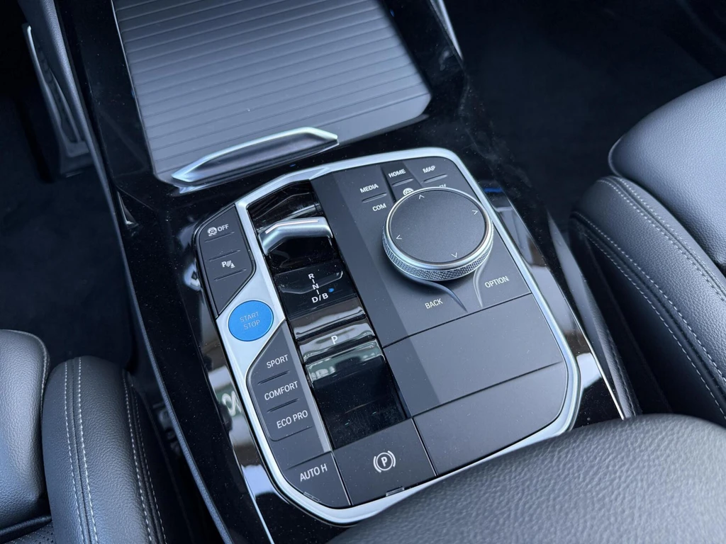 BMW iX3 – foto 27