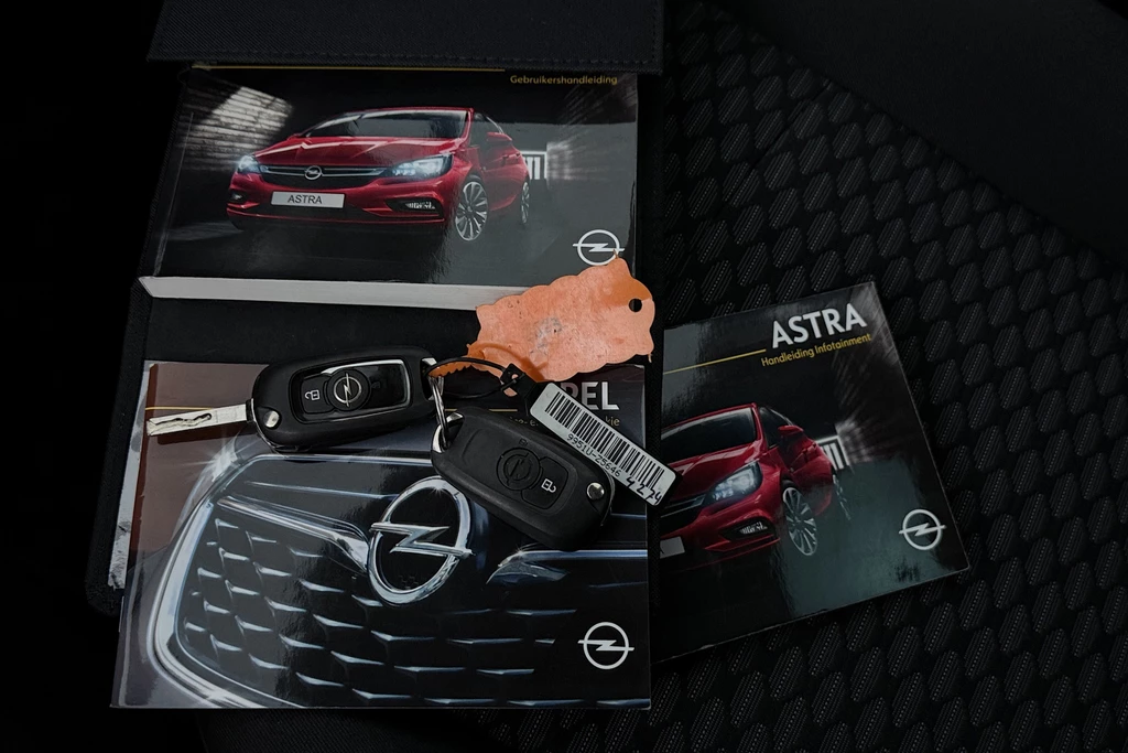 Opel Astra – foto 22
