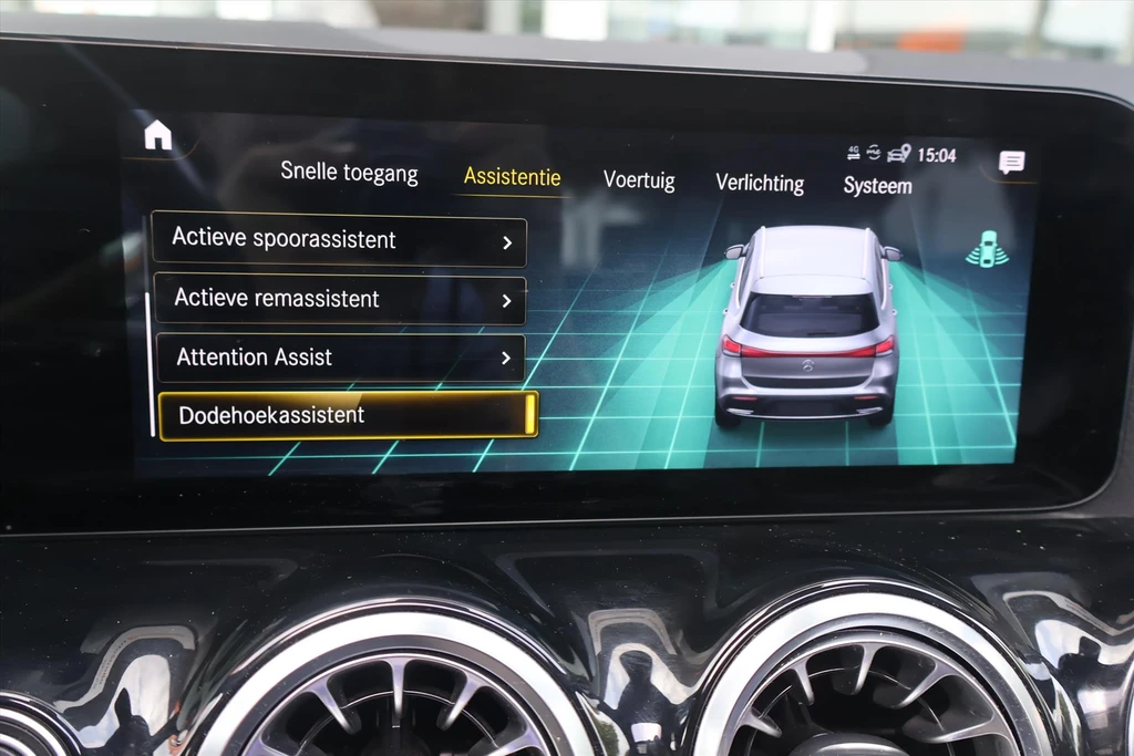 Mercedes-Benz EQA – foto 29