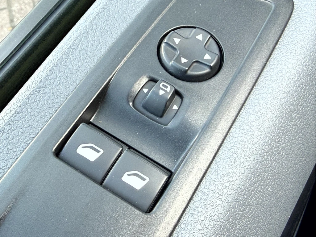 Peugeot e-Expert – foto 19