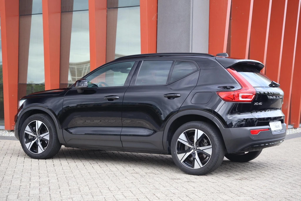 Volvo XC40 – foto 1