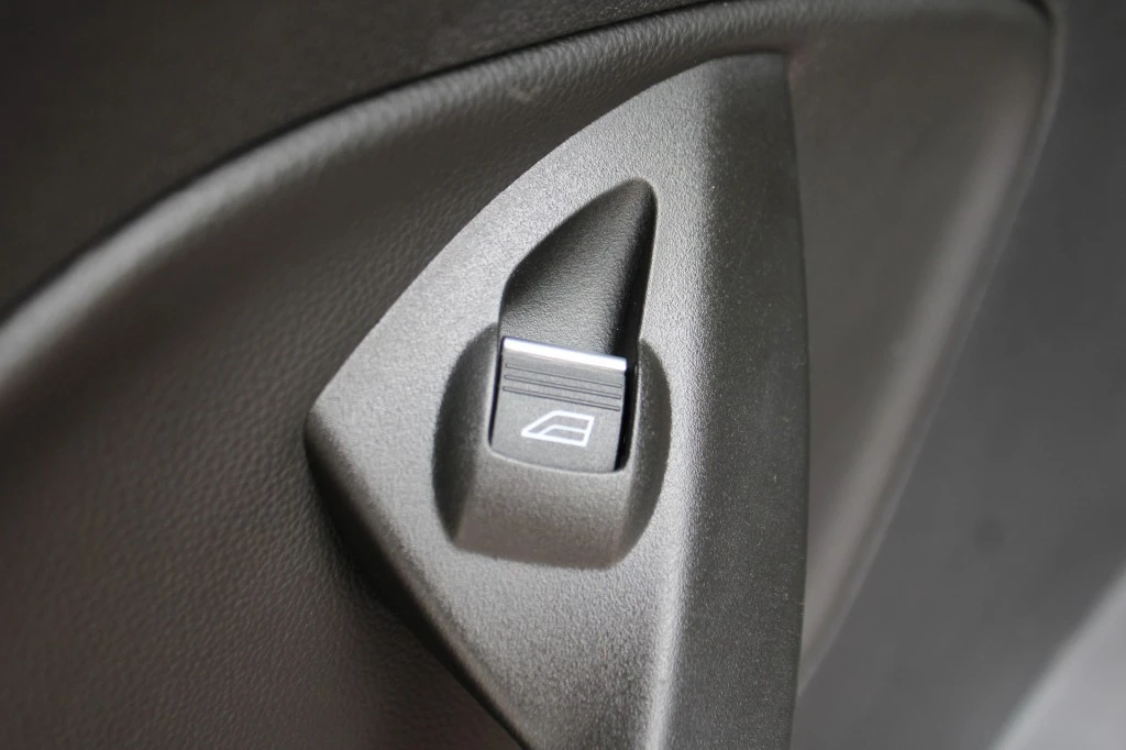 Ford Kuga – foto 30
