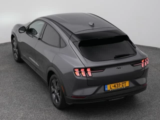 Ford Mustang Mach-E – thumbnail 6