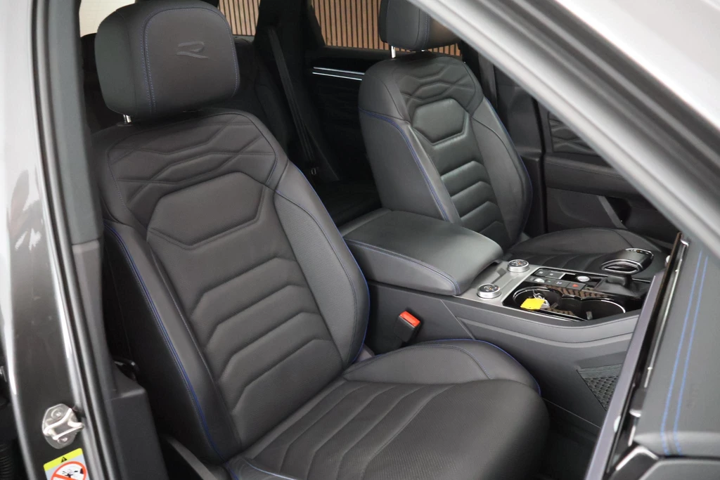 Volkswagen Touareg – foto 7