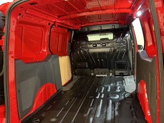Ford Transit Connect – thumbnail 17