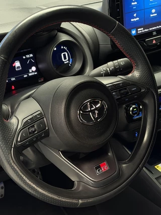 Toyota Yaris – thumbnail 31