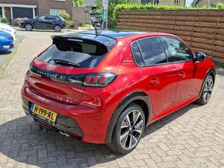 Peugeot 208 – thumbnail 6