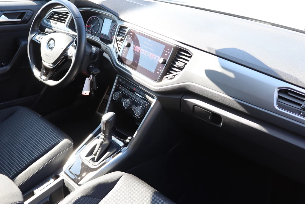 Volkswagen T-Roc – foto 11