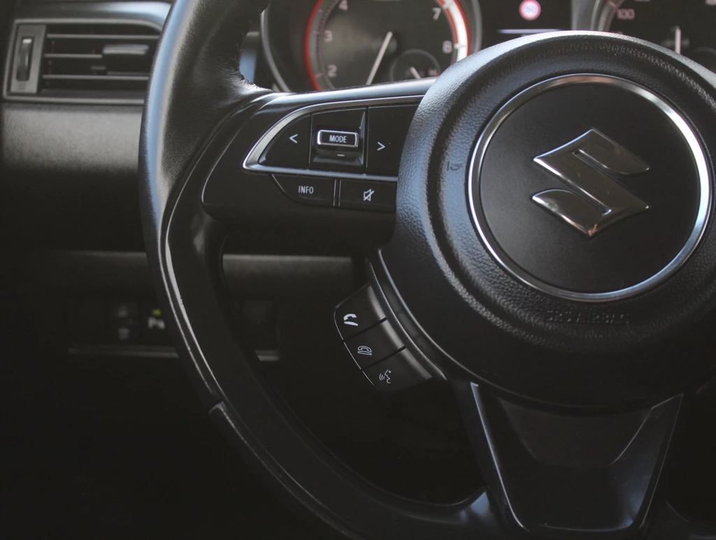 Suzuki Swift – foto 32