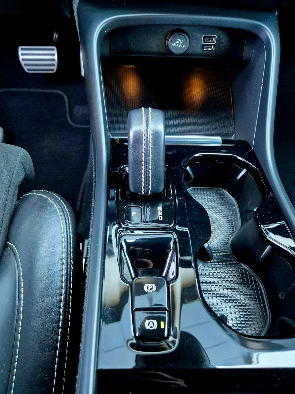 Volvo XC40 – foto 30