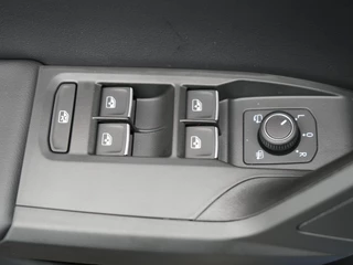 SEAT Leon – thumbnail 34