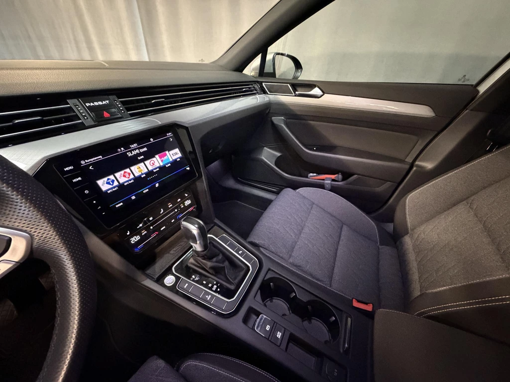 Volkswagen Passat – foto 31