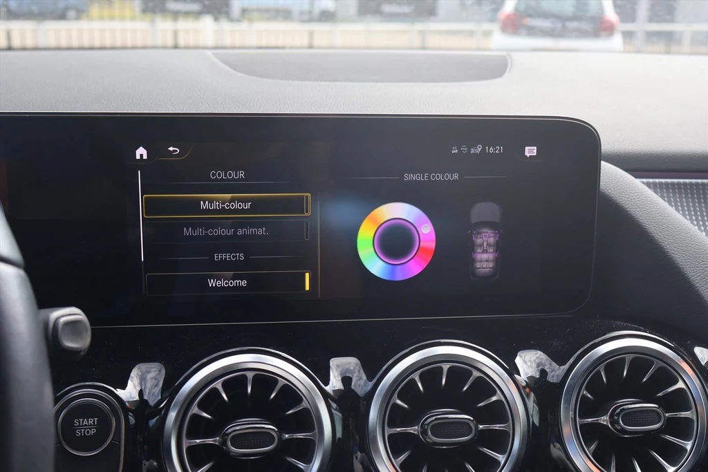 Mercedes-Benz EQA – foto 15