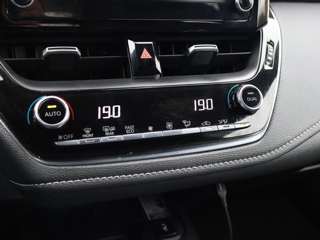 Toyota Corolla Touring Sports – foto 37