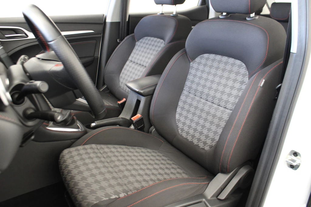 MG ZS – foto 18