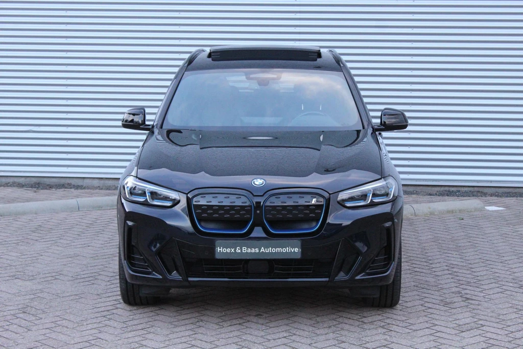 BMW iX3 – foto 13