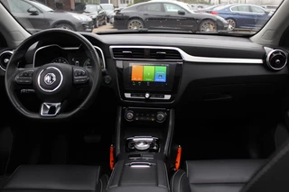 MG ZS EV – thumbnail 4